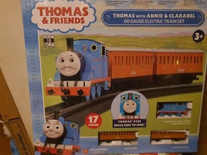 Bachmann Thomas train set with Annie and Clarabel New for 2024 BNIB - Picture 1 of 5