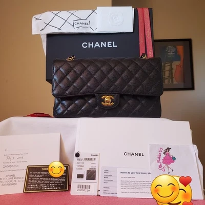 $11,300 CHANEL Double Flap Classic Medium black  caviar bag gold hw  - Image 1 of 4