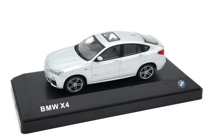 Coche original concesionario BMW Herpa 1:43 BMW X4 Glaxier plateado metálico modelo F26 2014 Foto 1 de 4