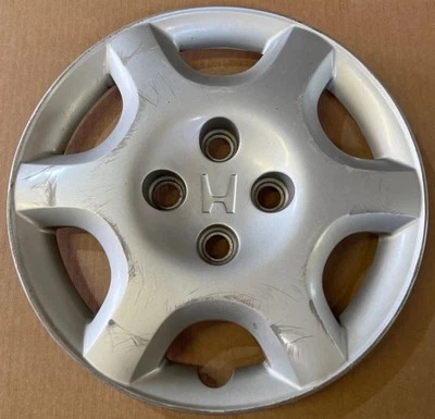Honda Civic 1998-2000 oem hubcap 14" 55043 - Image 1 of 4
