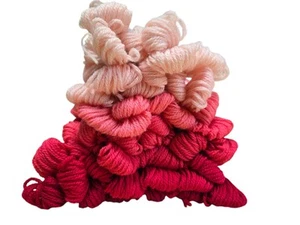 Paternayan Persian Yarn Lot Of 42 Skeins Pink Cranberry 3 Ply Wool Needlepoint - Picture 1 of 6