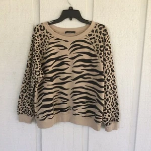 Wildfox Women Easy Tiger Sommers Sweatshirt SZ M Rib Trim Cotton Blend Pullover - Picture 1 of 12