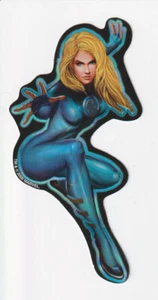 Cómics de Marvel #4 de Invisible Woman Fantastic Four NUEVA pegatina cromada - Imagen 1 de 1