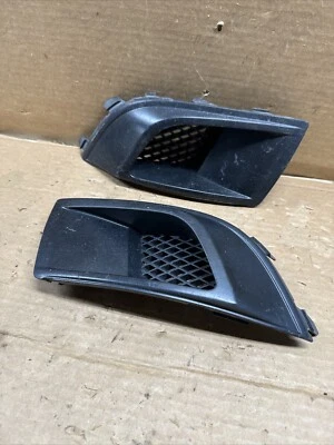 Subaru Legacy 2008 2009 sedán delantero izquierdo derecho luz antiniebla bisel cubierta GT fabricante original Foto 1 de 4