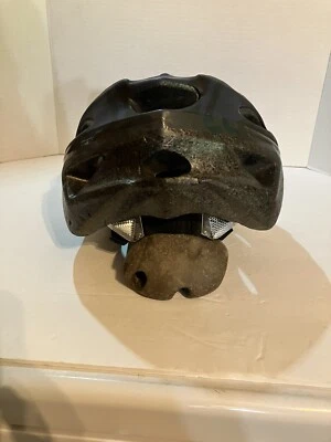 Casco Bell Adulto Azul/Negro Visera Ventilaciones Reflectores Foto 1 de 4