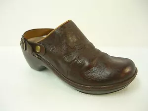 NUTURE BROWN WESTERN PAISLEY PRINT LEATHER MULES SIZE 8M NICE SHOES - Picture 1 of 8