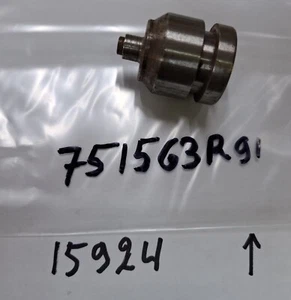 NEW NOS TRACTOR PARTS 751563R91 PISTON Case IH 354, 2444, 364, 444, 2424, 384, B - Picture 1 of 1