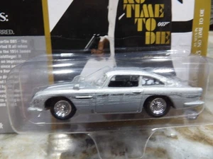 Aston Martin DB5 2021 JOHNNY LIGHTNING CULTURA POP JAMES BOND 007 1:64 - Imagen 1 de 4