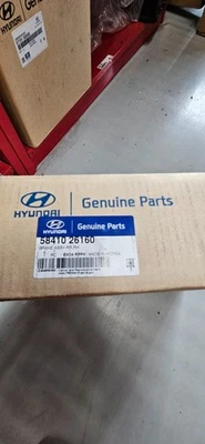 NEW OEM HYUNDAI BRAKE ASSY RR RH 58410-26160 — 第 1/2 张图片