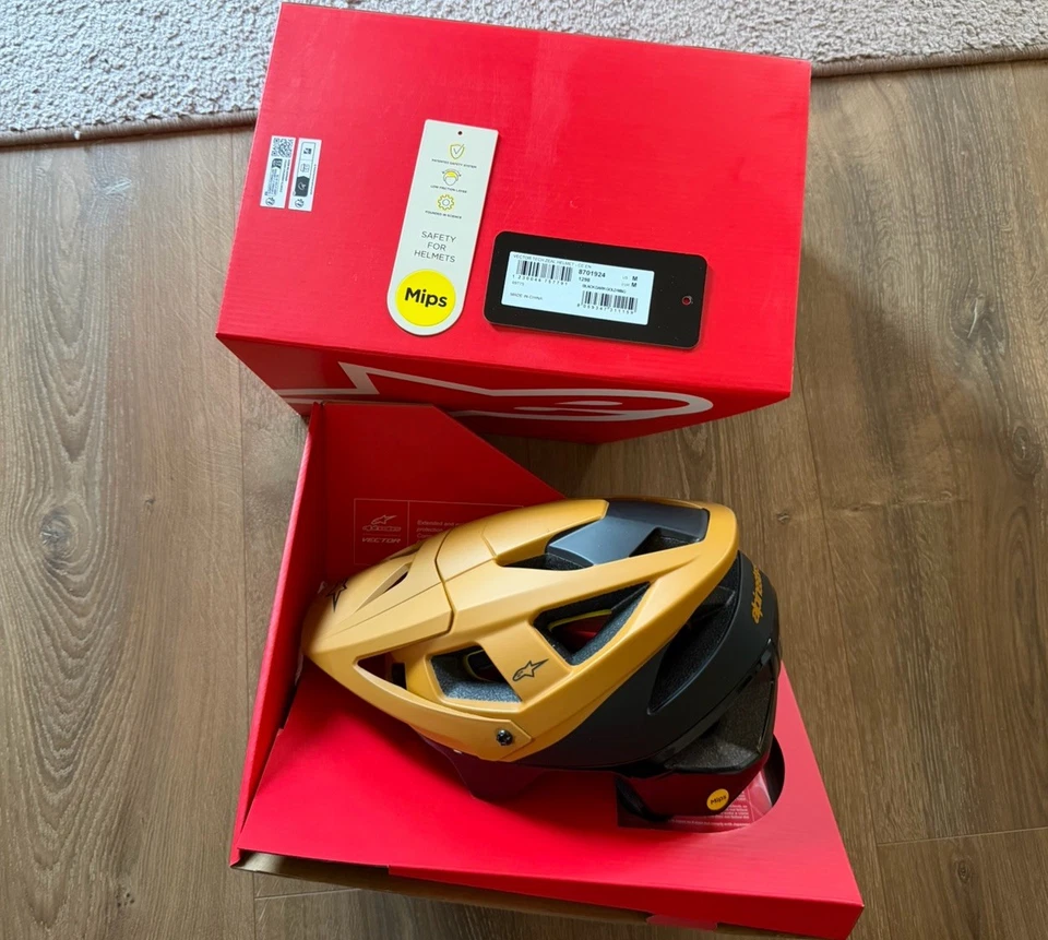 Alpinestars Enduro MTB-Helm Vector Tech Zeal - Schwarz-Gold, 55-59cm, MIPS - Bild 1 von 4