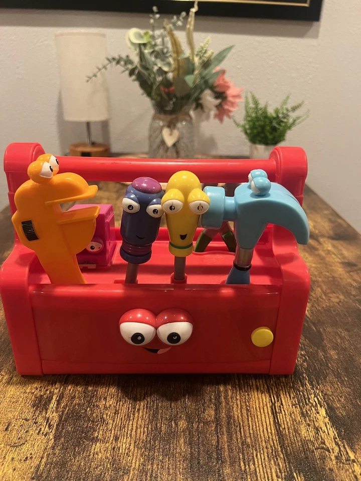Disney Jr. Handy Manny Singing Dancing Tool Box & 6 Tools Eyes Go Up & Down Rare - Image 1 of 4