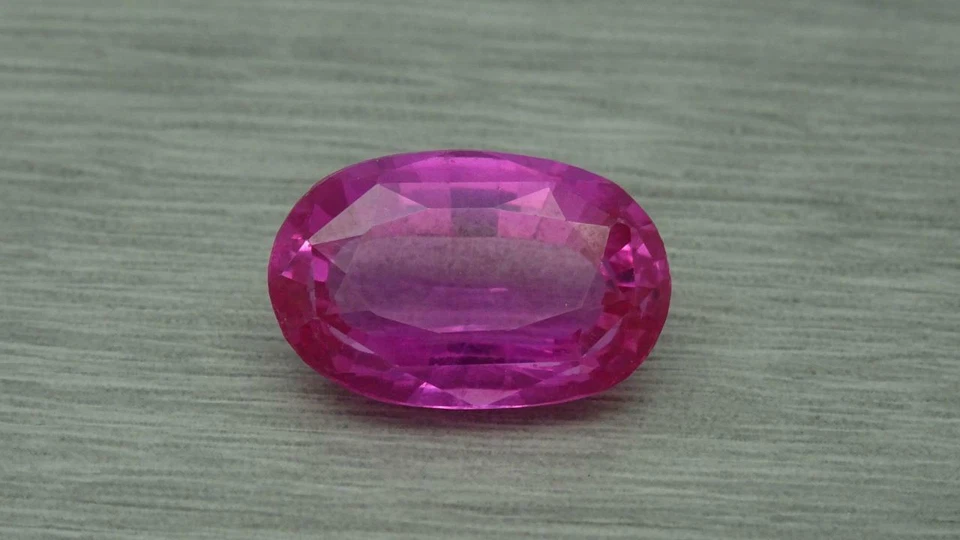 Large 22ct Vintage 19.68mm x 12.85mm Real Synthetic Ruby AAA Oval Loose Gemstone - Image 1 of 1