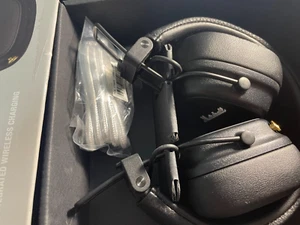 Marshall - Major IV Bluetooth Headphone with wireless charging Black--Excellent - Picture 1 of 5