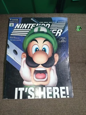 Nintendo Power Mag # 150 noviembre 2001 Luigi It's Here, con revista de póster cuerpo a cuerpo  Foto 1 de 3