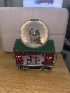 The Bradford Exchange Catching Snowflakes Holiday Express Snowglobes 4.5" - Picture 1 of 7