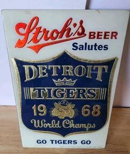 Stroh's Beer Detroit Tigers 1968 World Champs Glass Wall Hanging  - Picture 1 of 3