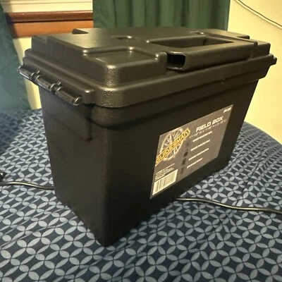 GUIDESMAN FIELD BOX WATER RESISTANT SEAL TONGUE AND GOOVE 11.5” W X 7” H X 5” D - Image 1 of 4