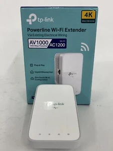 TP-Link Powerline Wi-Fi Extender (TL-WPA7617) - AV1000 - Photo 1/5