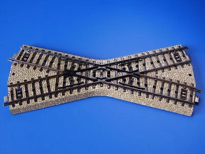 MARKLIN H0 - 5114 - Crossing 30 Degree Xing Isolated - M Track // EXC - Image 1 of 2