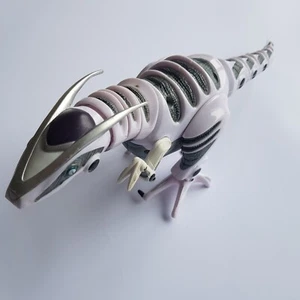 Roboraptor RC WowWee robot control toy moving dinosaur 2005 NO remote - Picture 1 of 12