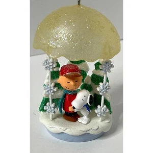 Hallmark Keepsake Ornament Club Snoopy Charlie 2008 Christmas Hug - Picture 1 of 7