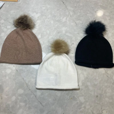 Lauren Ralph Lauren Mujer RLL Pom Pom Gorro Gorra Sombrero Marfil, Negro, Marrón Foto 1 de 4