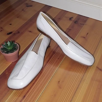 Mocasines Enzo Angiolini Liberty blancos para mujer talla 9N sin cordones punta cuadrada nuevos sin caja Foto 1 de 4