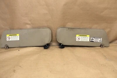 Par de parasoles Ford Explorer Sport Trac 2001-2005 OEM Foto 1 de 4