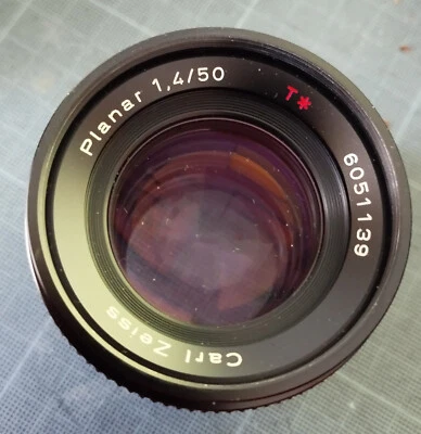 objectif karl zeiss planar 1.4 50 - Photo 1/3