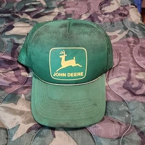 Sombrero de camionero John Deere vintage con cierre a presión sazonado envejecido - Imagen 1 de 9