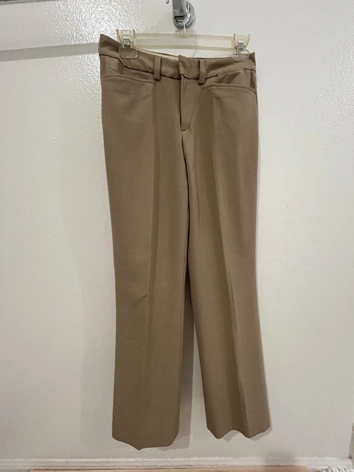 Pantalones elásticos Gap color beige talla 2 tobillo Foto 1 de 4