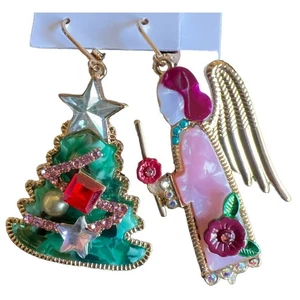Betsey Johnson Christmas Angel Mismatch Drop Earrings Cute Colorful Holiday Xmas - Picture 1 of 3