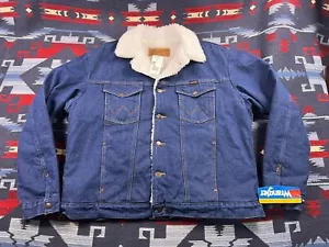 Wrangler Vtg NWT 90s Sherpa Fleece Lined Denim Jacket Dark Wash Blue Men's L - Picture 1 of 13