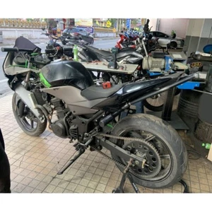 Kawasaki NINJA250R Subcage with 12 bar and add Titanium end bar For Stunt Part - Foto 1 di 6