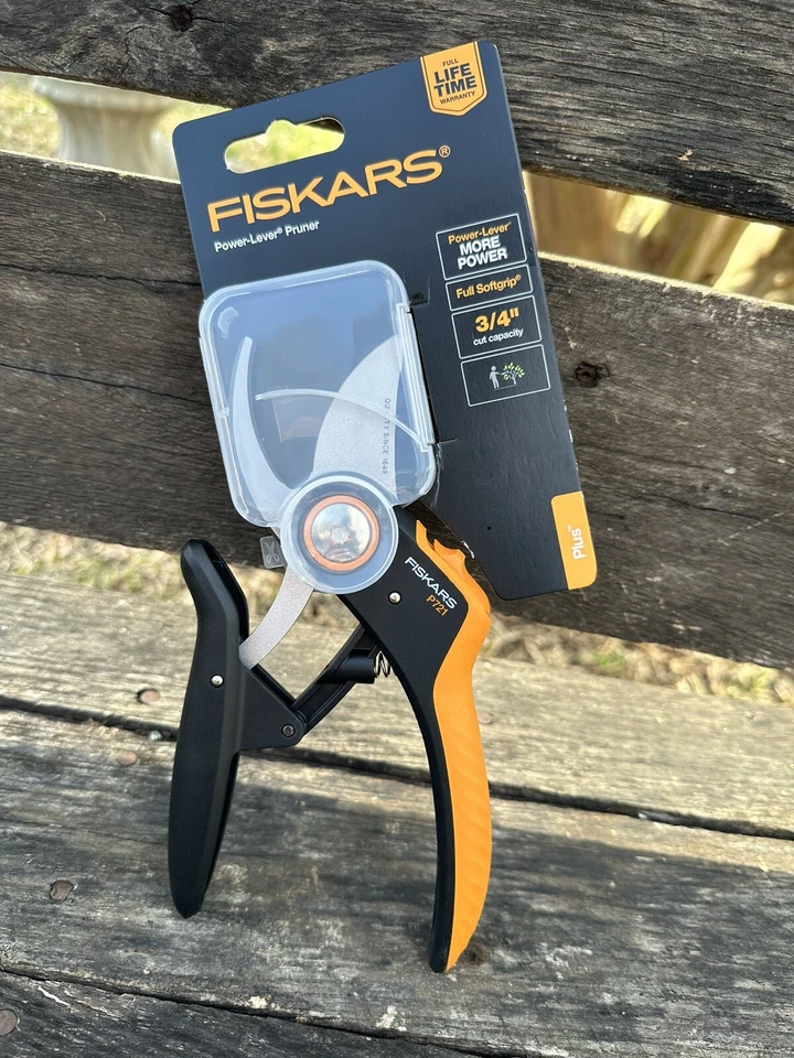 Fiskars Plus POWER-LEVEL Pruner Model P721