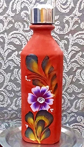 Hand-Painted Terracotta Water Bottle – 1L Clay Bottle with Stainless Steel Cap - Picture 1 of 9