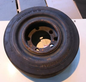 Continental Gabelstapler Vollgummi Reifen 150/75r8 mit Stahlfelge - Bild 1 von 3