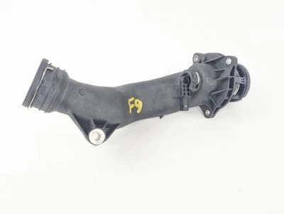 Carcasa termostato tubo de agua 11-20 Mercedes W218 CLS550 AMG fabricante de equipos originales Foto 1 de 4