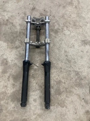 Комплект вилок передней подвески 1985-2007 Yamaha VMAX 1200 тройное дерево - Изображение 1 из 4