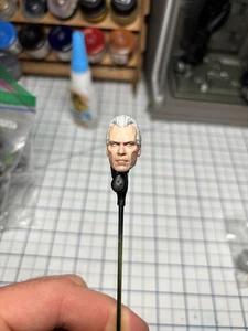 Mezco Custom 1/12 Scale Michael Keaton Batman Flash 1989 Returns Unmasked Head - Bild 1 von 4