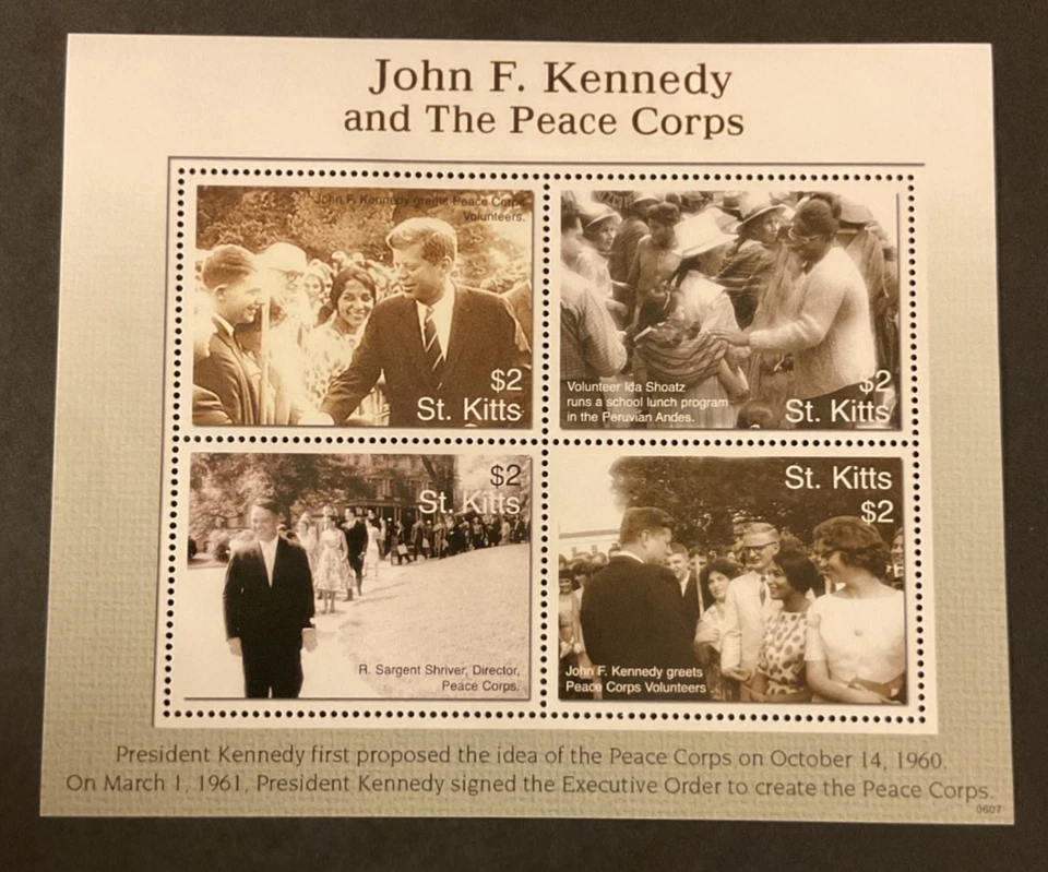 Selos St Kitts Scott #670 nunca articulados - Imagem 1 de 1