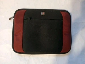 Swiss Gear Zip Up iPad tablet Case Excellent Condition Front Pocket 11"x8.5" - Picture 1 of 1