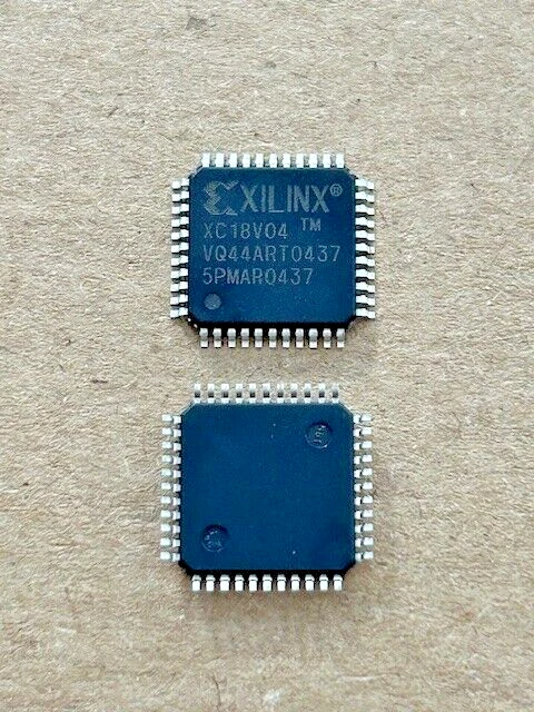 1 Stück Integrierte Schaltung Xilinx - XC18V04VQ44C - VQFP44 - Image 1 of 1