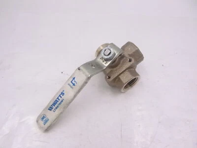 Válvula de bola desviadora roscada Watts LFB6780M1 puerto completo 3/4" 400 PSI Foto 1 de 4