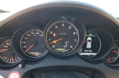 Cayenne 2015-2016 OE velocímetro calibre grupo 93 k millas Porsche Foto 1 de 4