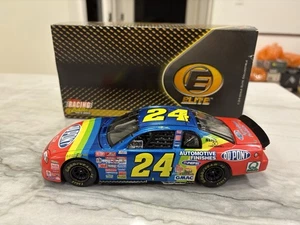 Jeff Gordon 1999 DuPont Rainbow Elite Nascar 1/24 Diecast Action #24 - Bild 1 von 5