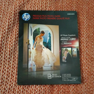 Papel fotográfico HP Premium Plus 8,5" x 11" brillo suave 22 hojas CR671A Foto 1 de 3