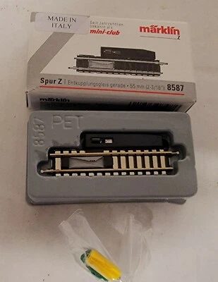 Marklin Z 8587 Electric/Manual Uncoupler Track -- 2-3/16  5.6cm New Boxed - Image 1 of 2