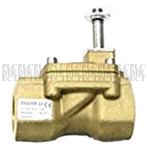 NEW Danfoss EV220A 042U4042 Solenoid Valve - Picture 1 of 3