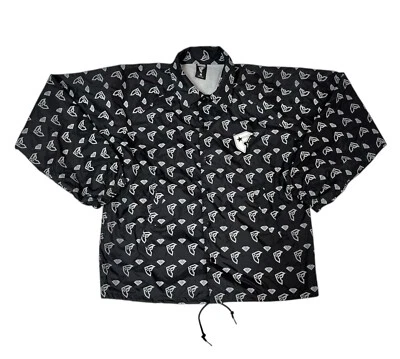 Chaqueta a Presión Y2K Famosas Estrellas y Correas Monograma Rompevientos Mediana Foto 1 de 4